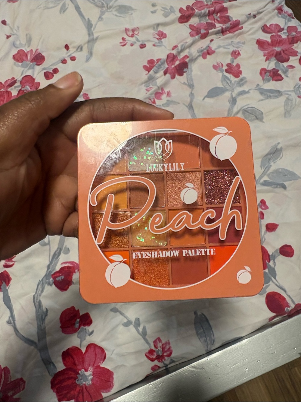 Lucky Brand Peach Eyeshadow Palette — Peach & Coral Shades